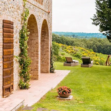 Madonna Della Sanita Sleeps 14 Pool Wifi Villa