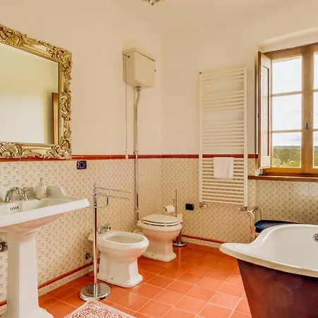 Madonna Della Sanita Sleeps 14 Pool Wifi Villa *